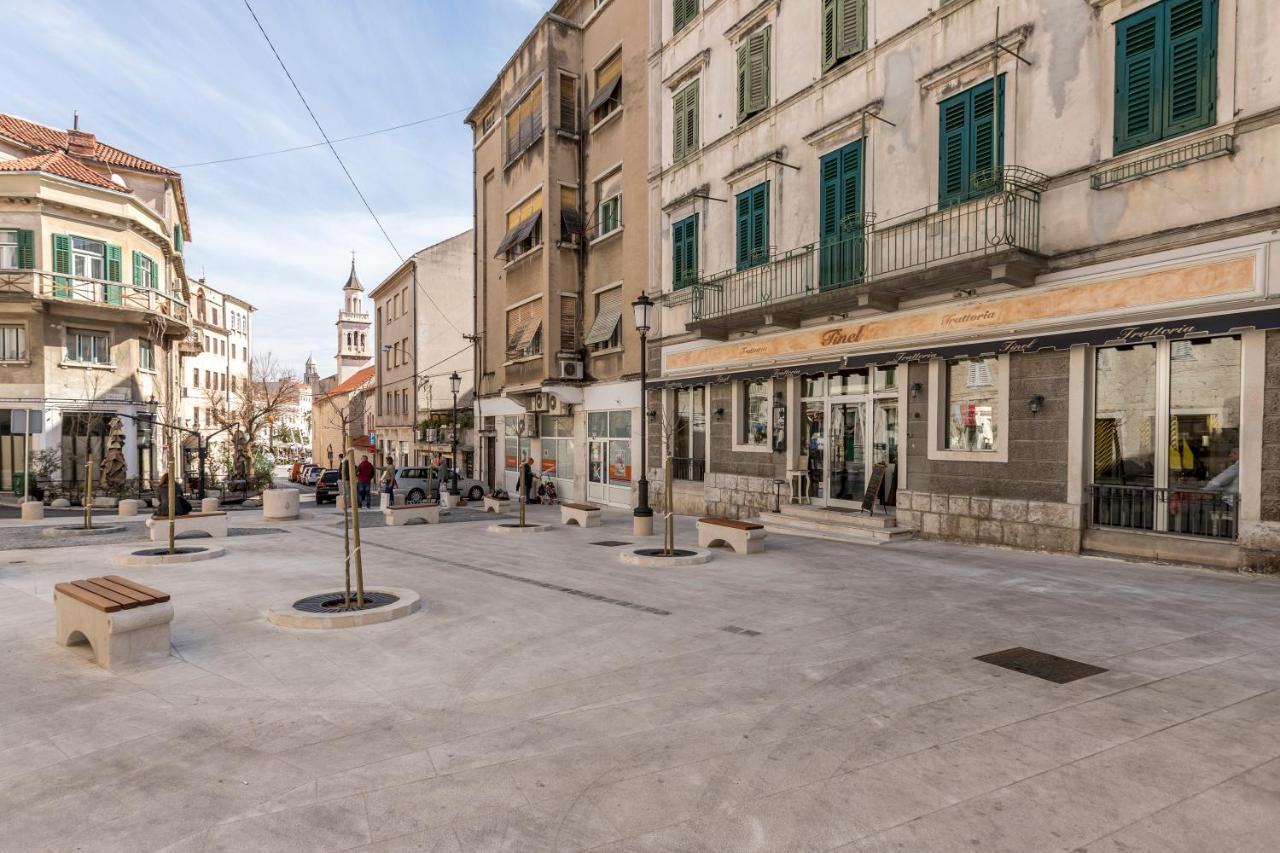 Studio Apartments Insula Split Exterior photo